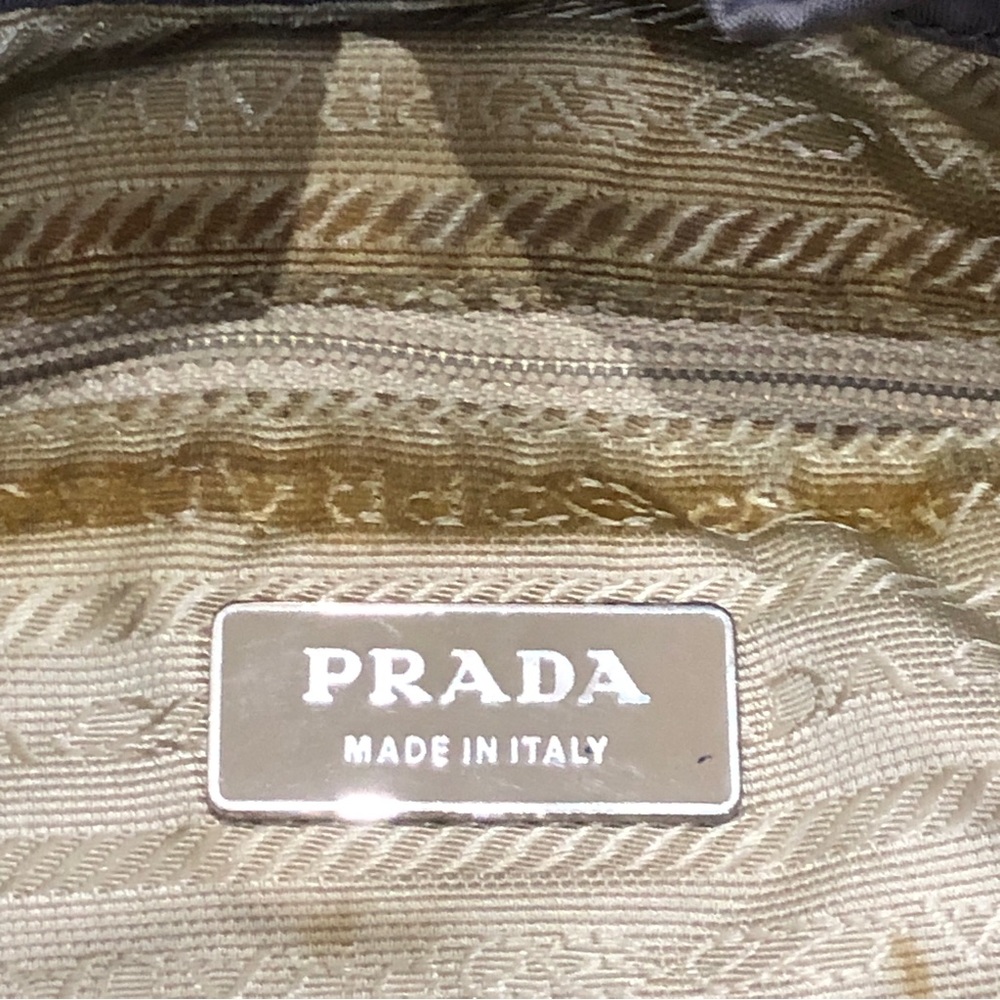 Authentic Vintage Prada backpack - Picture 9 of 12
